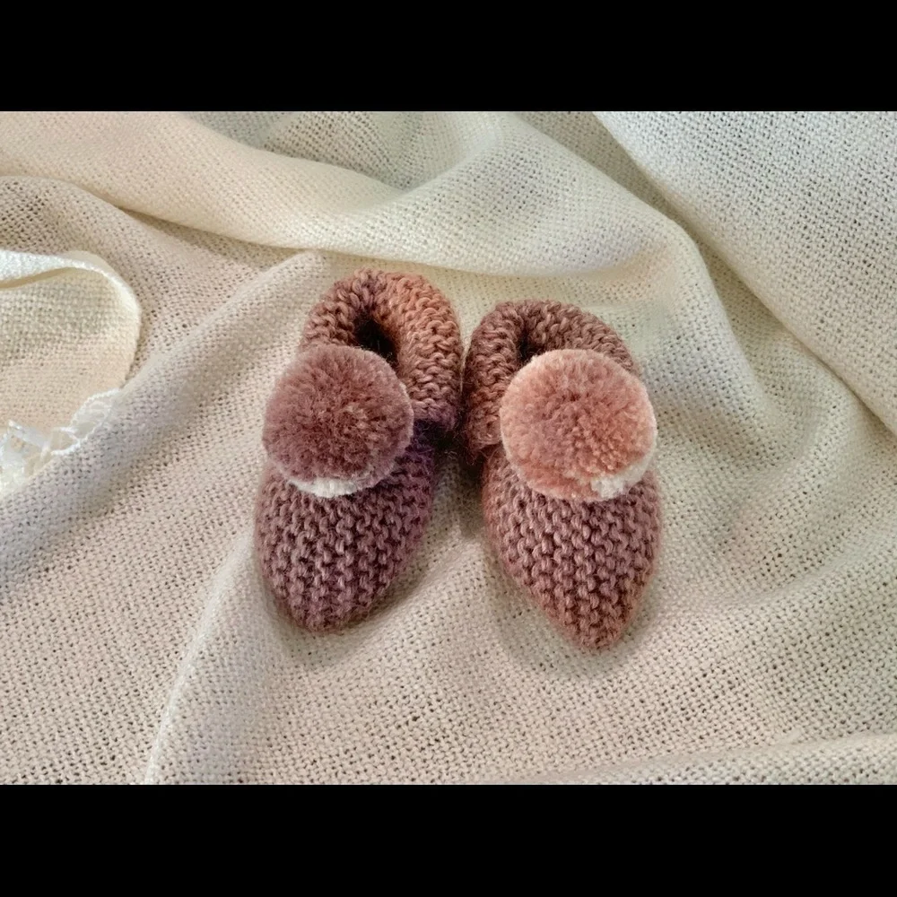 Baby Booties 0-3 months, Baby Shoes with Pompons, Newborn Socks Baby Sho…
